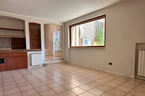Villa a Pesaro, Pesaro and Urbino, Pesaro - € 580.000 | Ref: VI884 - foto 14