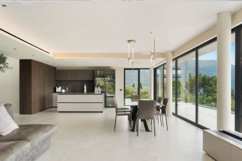 Villa a Salo, Brescia, Salo - € 5.500.000 | Ref: CBI154-2206-80 - foto 11