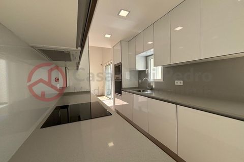 Villa i Costa da Caparica, Setubal, Costa da Caparica - € 750.000 | Ref: 4654JC4 - foto 2