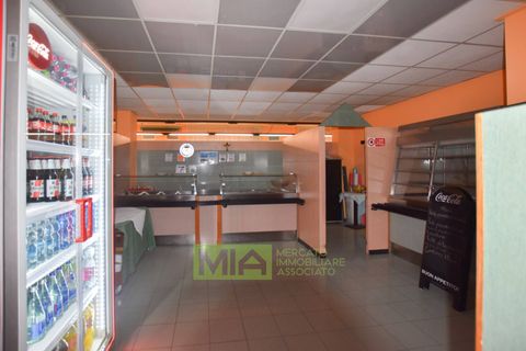 Erhvervsejendom i Comunanza, Ascoli Piceno, Comunanza - € 100.000 | Ref: 114948 - foto 11