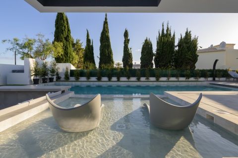 Villa i Guia, Faro, Guia - € 4.250.000 | Ref: W-030DZ7 - foto 19