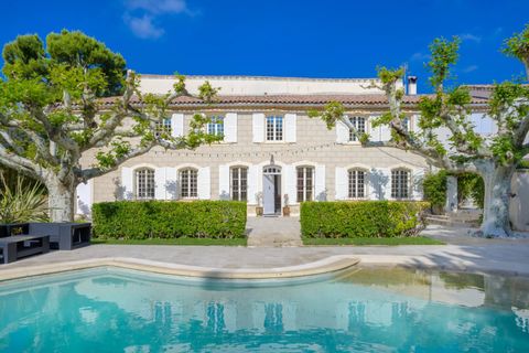 Villa i Marseille, Bouches-du-Rhone, Marseille - € 1.750.000 | Ref: HH-15870437 - foto 1