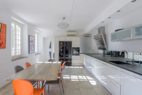 Villa i Marseille, Bouches-du-Rhone, Marseille - € 1.750.000 | Ref: HH-15870437 - foto 7