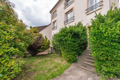 Villa i Noisy-le-Sec, Seine-Saint-Denis, Noisy-le-Sec - € 940.000 | Ref: getkey_u_452976119 - foto 1