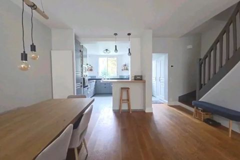 Villa a Suresnes, Hauts-de-Seine, Suresnes - € 4.500/mes | Ref: 86123719 - foto 11