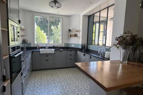 Villa a Suresnes, Hauts-de-Seine, Suresnes - € 4.500/mes | Ref: 86123719 - foto 15