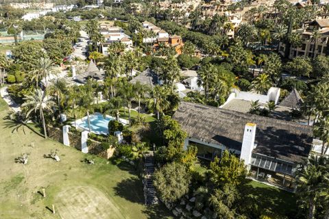 Villa a Estepona, Malaga, Estepona - € 1.950.000 | Ref: R5122081 - foto 26
