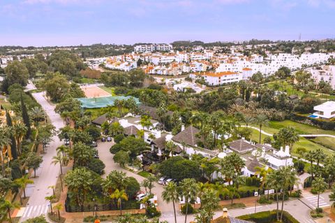 Villa a Estepona, Malaga, Estepona - € 1.950.000 | Ref: R5122081 - foto 27