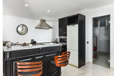 Villa i Manilva, Malaga, Manilva - € 3.450.000 | Ref: R4814434 - foto 28