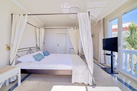 Villa a Las Chapas, Malaga, Las Chapas - € 2.285.000 | Ref: R4949860 - foto 18