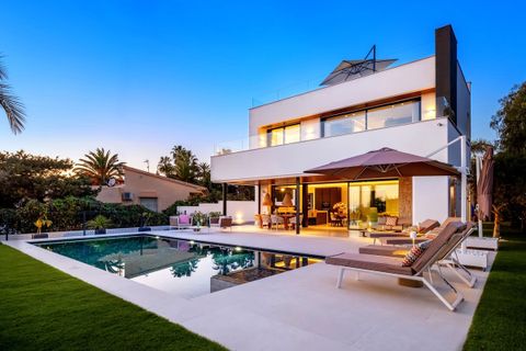 Villa a Marbesa, Malaga, Marbesa - € 3.499.000 | Ref: R4975825 - foto 2