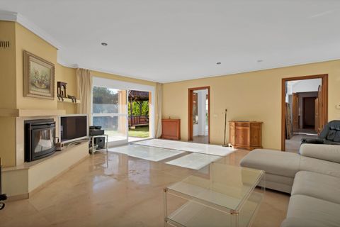 Villa i Marbella, Malaga, Marbella - € 1.395.000 | Ref: R4980115 - foto 15