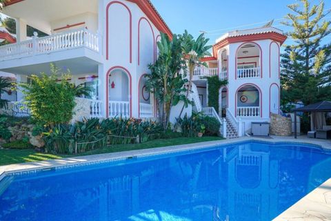 Villa a Las Chapas, Malaga, Las Chapas - € 2.285.000 | Ref: R5026243 - foto 8