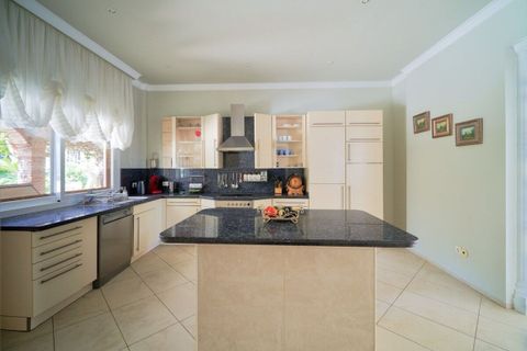 Villa a Las Chapas, Malaga, Las Chapas - € 2.285.000 | Ref: R5026243 - foto 19