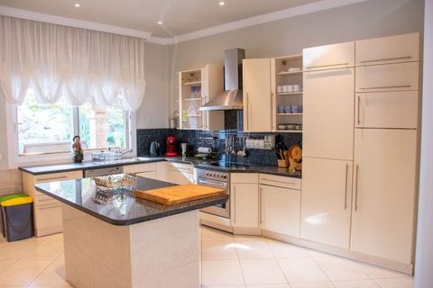 Villa a Las Chapas, Malaga, Las Chapas - € 2.285.000 | Ref: R5026243 - foto 24