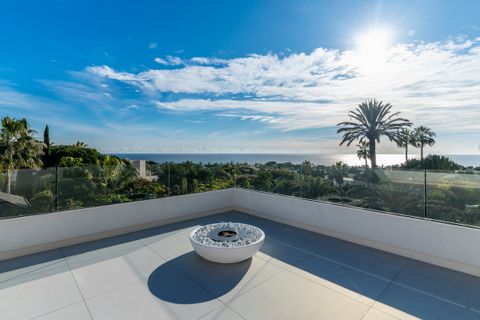 Villa a Marbesa, Malaga, Marbesa - € 3.669.000 | Ref: R5039698 - foto 3