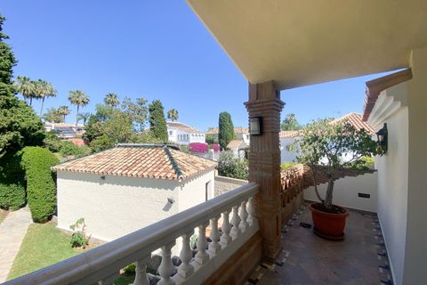 Villa i Guadalmina, Malaga, Guadalmina - € 1.240.000 | Ref: R5035006 - foto 23
