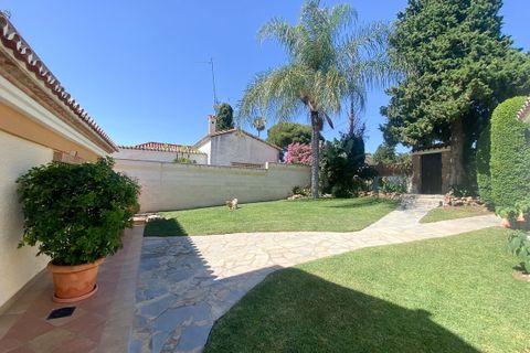 Villa i Guadalmina, Malaga, Guadalmina - € 1.240.000 | Ref: R5035006 - foto 32