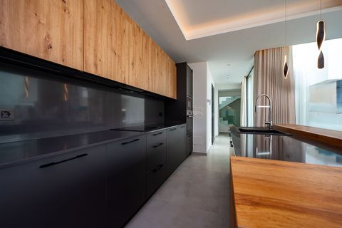 Villa a El Chaparral, Malaga, El Chaparral - € 1.995.000 | Ref: R4831375 - foto 18