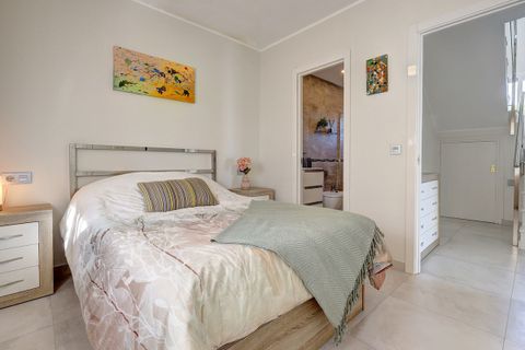 Villa i Fuengirola, Malaga, Fuengirola - € 999.999 | Ref: R4953730 - foto 13