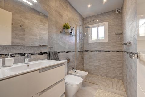 Villa i Fuengirola, Malaga, Fuengirola - € 999.999 | Ref: R4953730 - foto 14