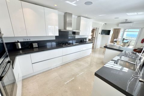 Villa a Benalmadena, Malaga, Benalmadena - € 1.495.000 | Ref: R5016964 - foto 13