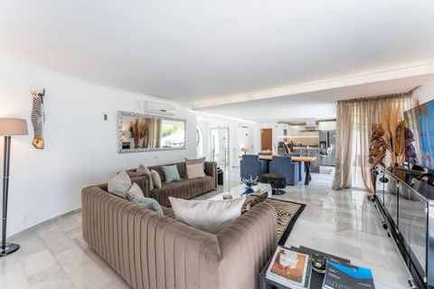 Villa a Calahonda, Malaga, Calahonda - € 1.650.000 | Ref: R5052349 - foto 47