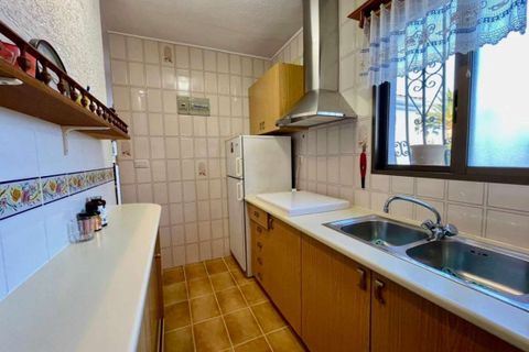 Villa i Benidorm, Alicante, Benidorm - € 445.000 | Ref: 27-251-11-606 - foto 6