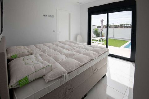 Villa i Pinar De Campoverde, Alicante, Pinar De Campoverde - € 431.800 | Ref: 57-0-11-872 - foto 21