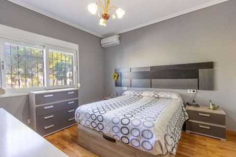 Villa i Torrevieja, Alicante, Torrevieja - € 595.000 | Ref: 27-241-11-592 - foto 19