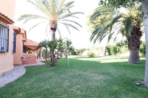 Villa i Torrevieja, Alicante, Torrevieja - € 850.000 | Ref: 18-401-11-798 - foto 31