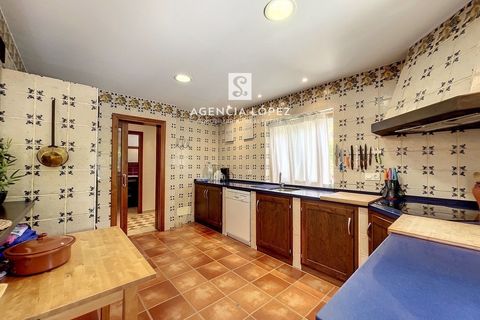 Villa i Estepona, Malaga, Estepona - € 795.000 | Ref: 1010 - foto 16