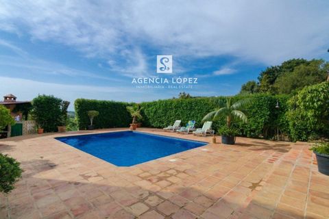 Villa i Estepona, Malaga, Estepona - € 795.000 | Ref: 1010 - foto 35