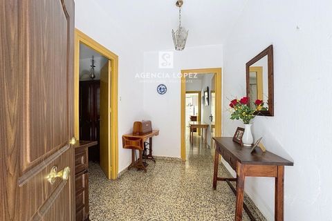 Villa a Estepona, Malaga, Estepona - € 595.000 | Ref: 1994 - foto 2