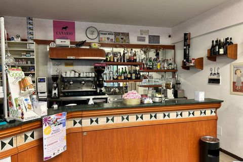 Erhvervsejendom i Cesena, Forli-Cesena, Cesena - € 150.000 | Ref: M2384 - foto 2