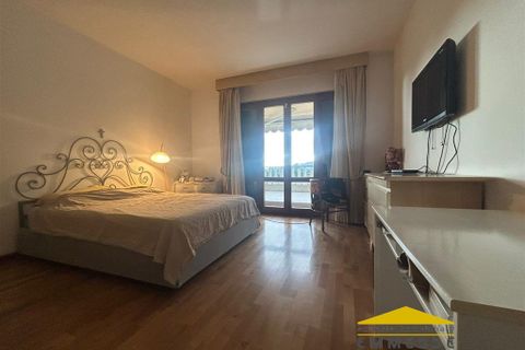 Lejlighed i Massa, Massa and Carrara, Massa - € 385.000 | Ref: 1484 - foto 9