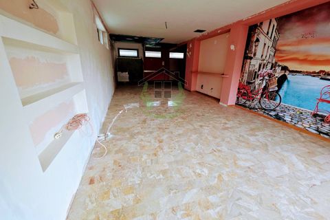 Erhvervsejendom i Montegiorgio, Fermo, Montegiorgio - € 120.000 | Ref: 1796 - foto 2