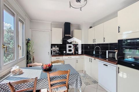 Lejlighed i Bourgoin-Jallieu, Isere, Bourgoin-Jallieu - € 159.000 | Ref: NSVAP70000178 - foto 2