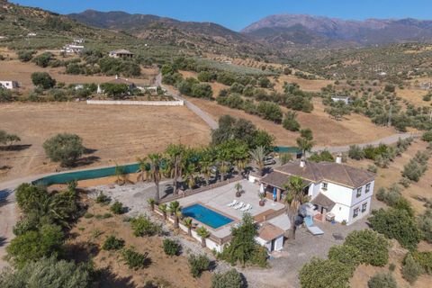 Villa i Guaro, Malaga, Guaro - € 540.000 | Ref: CDS4115845-FO - foto 1