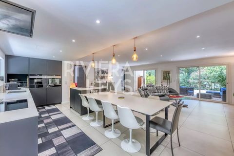 Lejlighed i Saint-Raphaël, Var, Saint-Raphaël - € 890.000 | Ref: 86122957 - foto 1