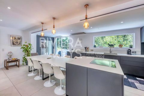 Lejlighed i Saint-Raphaël, Var, Saint-Raphaël - € 890.000 | Ref: 86122957 - foto 4