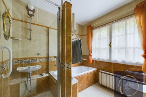 Villa a Barbentane, Bouches-du-Rhone, Barbentane - € 1.750/mes | Ref: GL2305 - foto 16