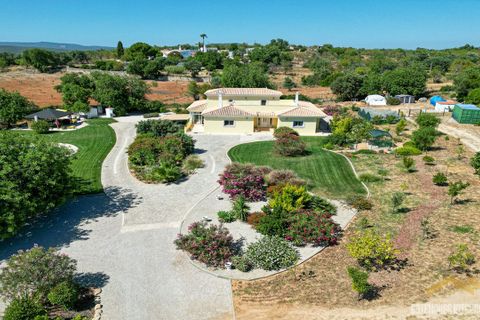 Villa a Boliqueime, Faro, Boliqueime - € 2.100.000 | Ref: xtp_0241 - foto 2