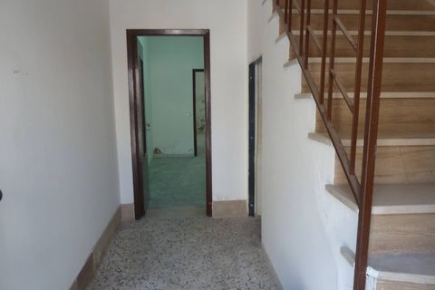 Villa a Ururi, Campobasso, Ururi - € 35.000 | Ref: F626 - foto 2