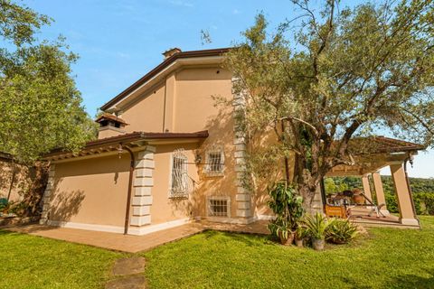 Villa i Pietrasanta, Lucca, Pietrasanta - € 2.500.000 | Ref: CBI129-2006-130472 - foto 2
