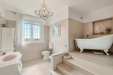Villa i Pietrasanta, Lucca, Pietrasanta - € 2.500.000 | Ref: CBI129-2006-130472 - foto 15