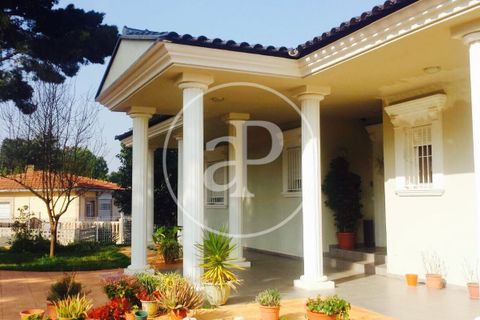 Villa a Picassent, Valencia, Picassent - € 3.100/mes | Ref: AV2507125 - foto 1