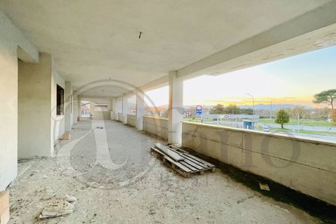 Erhvervsejendom i Arce, Frosinone, Arce - € 800.000 | Ref: AC99-149-1196 - foto 2