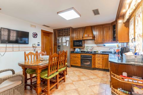 Villa a Peligros, Granada, Peligros - € 499.000 | Ref: EXP10799/8930 - foto 49