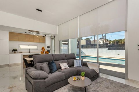 Villa i Torrevieja, Alicante, Torrevieja - € 700.000 | Ref: 21-Gv.008-776 - foto 19